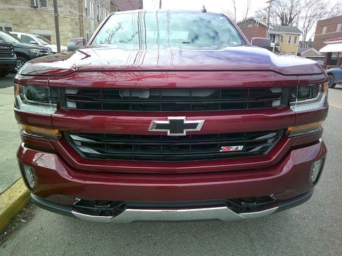 Used 2017 Chevrolet Silverado 1500 LT image 2