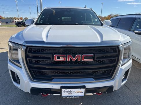 Used 2021 GMC Yukon AT4 w/ AT4 Premium Plus Package image 2