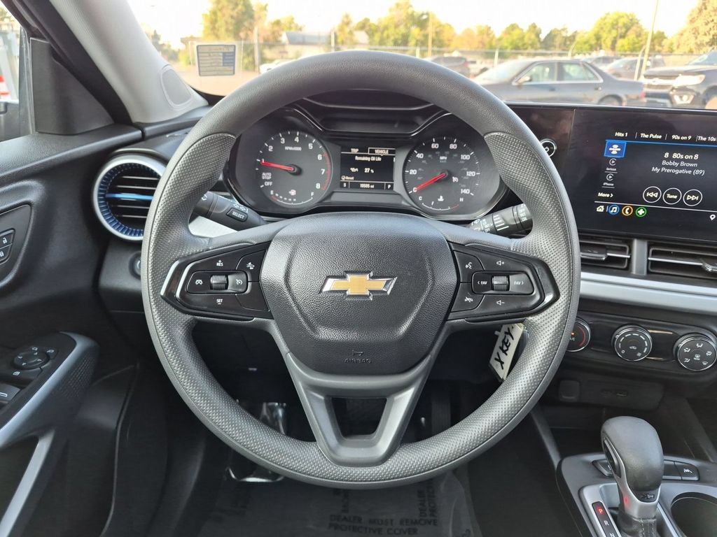 Used 2026 Chevrolet Trax LS FWD image 17