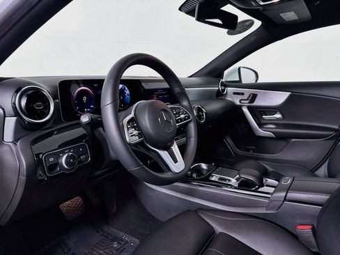 Used 2019 Mercedes-Benz A 220 image 9
