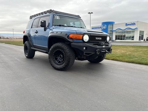 Used 2007 Toyota FJ Cruiser 4WD image 1