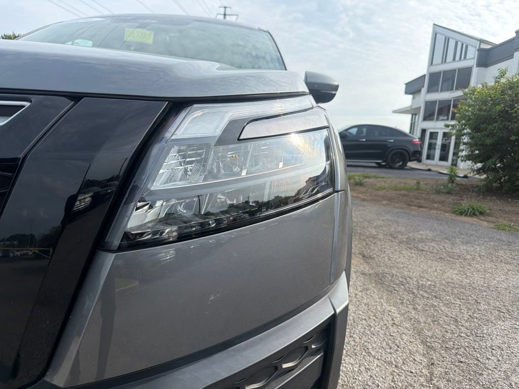 Used 2024 Nissan Pathfinder Rock Creek AWD/4WD image 11