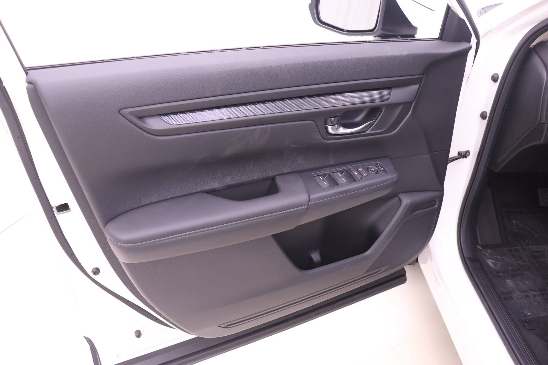 Used 2026 Honda CR-V LX image 9