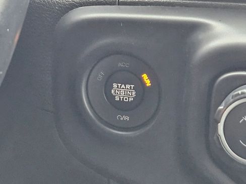 Used 2021 Jeep Wrangler Unlimited Sahara image 15