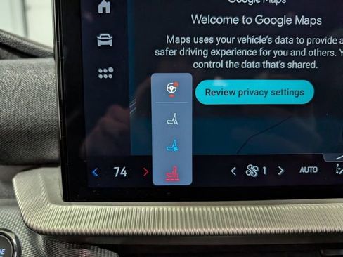 Used 2025 Ford Explorer ST image 22