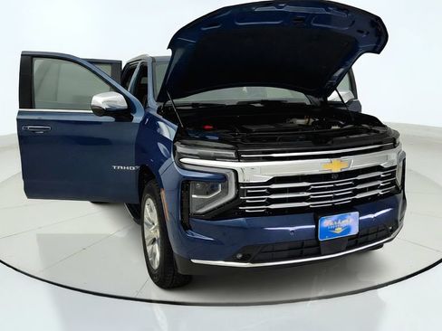 Certified 2025 Chevrolet Tahoe Premier RWD image 9