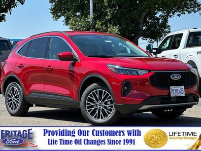 New 2025 Ford Escape SE