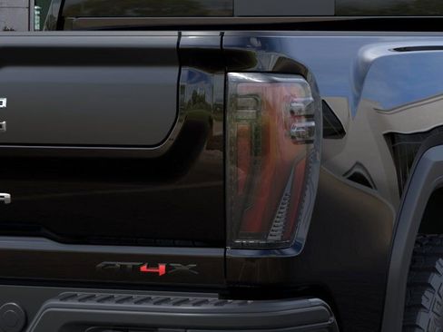 New 2026 GMC Sierra 2500 AT4X w/ AT4X AEV Edition image 11
