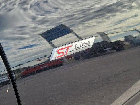 Certified 2023 Ford Escape ST-Line Elite image 8