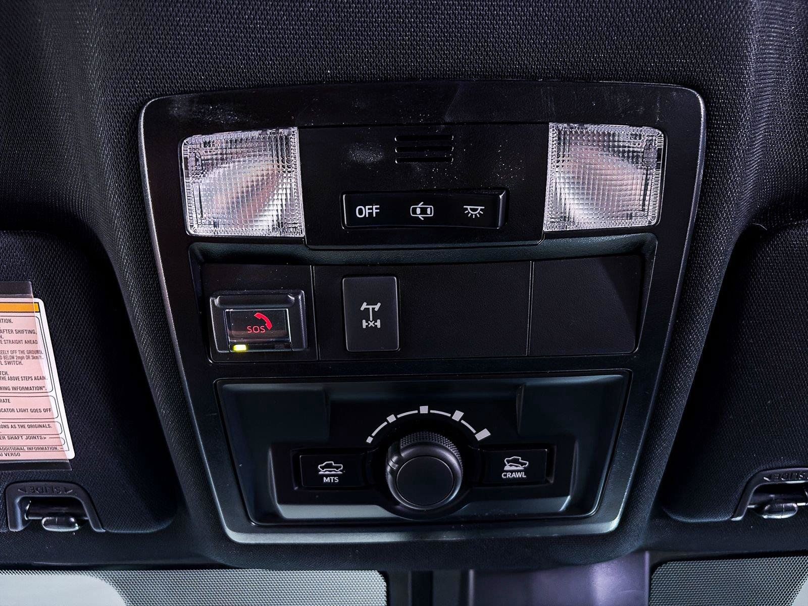 Used 2020 Toyota Tacoma TRD Off-Road w/ Technology Package AWD/4WD image 4
