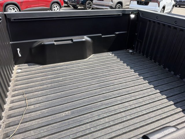 Used 2024 Toyota Tacoma SR5 AWD/4WD image 8