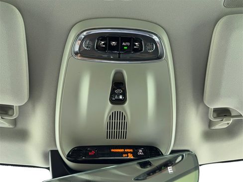 Used 2018 Volvo XC90 T5 Momentum w/ Convenience Package image 35