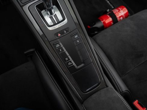 Used 2019 Porsche 911 GT3 RS image 17