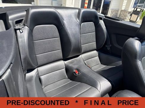 Used 2022 Ford Mustang GT Premium RWD image 30
