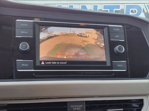 Used 2020 Volkswagen Jetta S image 17