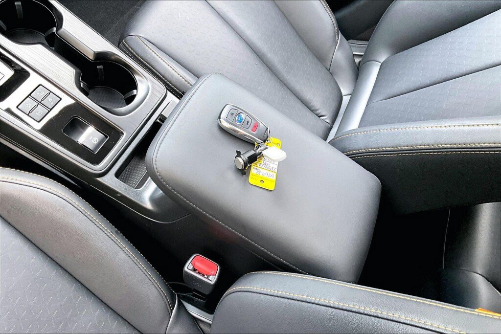 Used 2026 Subaru Outback Wilderness AWD/4WD image 18