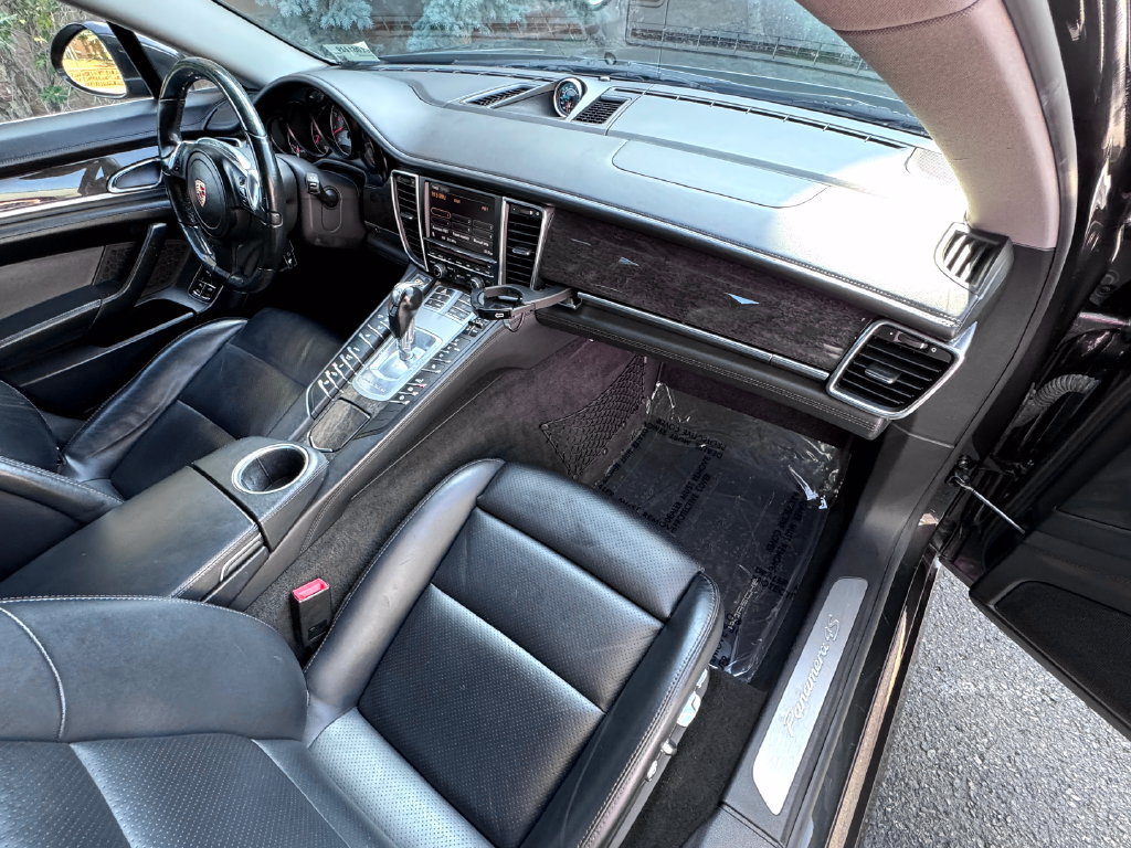 Used 2012 Porsche Panamera 4S image 39