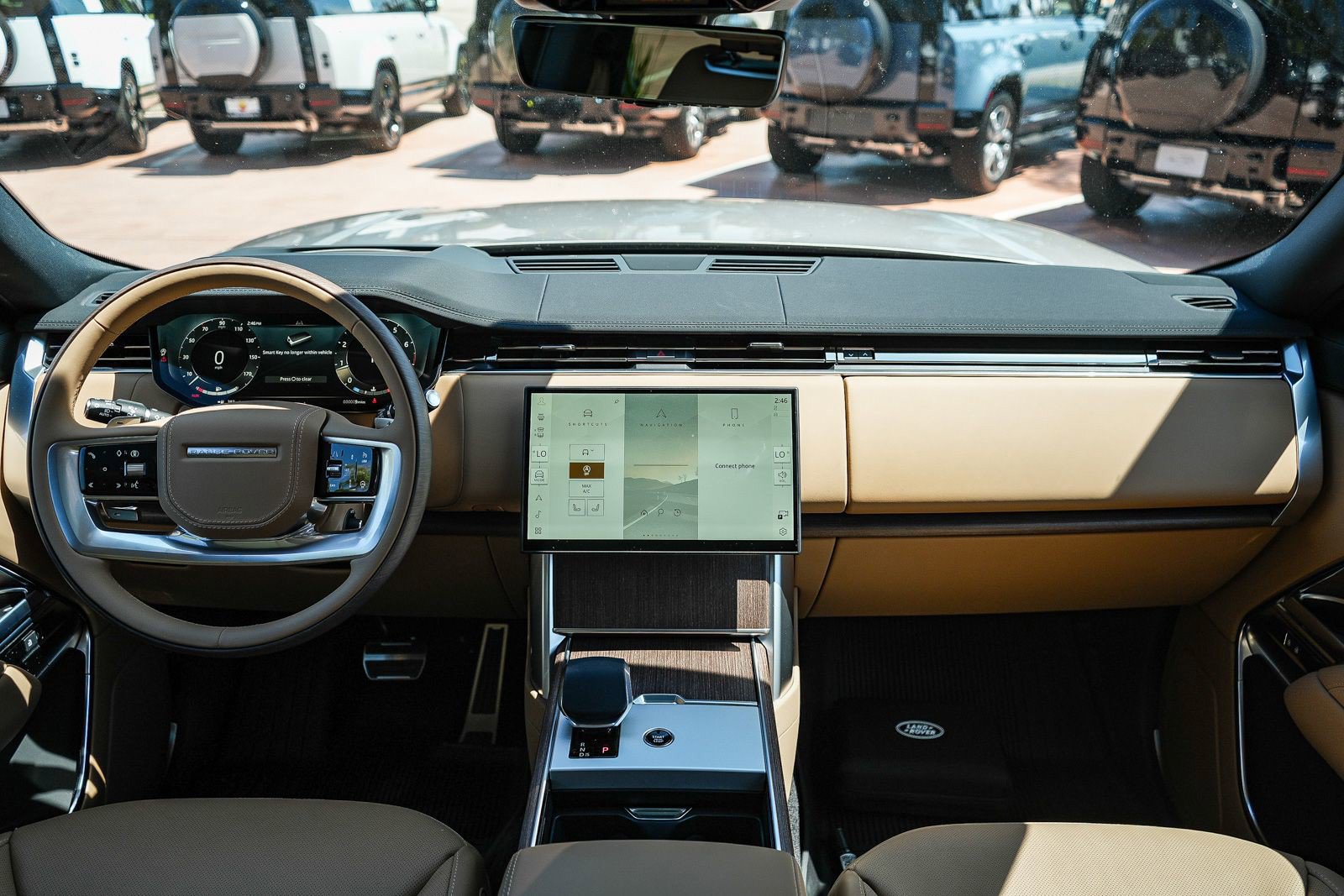 New 2026 Land Rover Range Rover Long Wheelbase SE AWD/4WD image 12