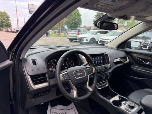 Certified 2024 GMC Terrain Denali w/ Black Diamond Edition AWD/4WD image 16