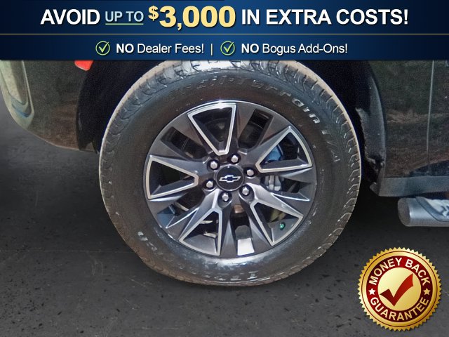 Used 2021 Chevrolet Suburban Z71 w/ Rear Media and Nav Package AWD/4WD image 13