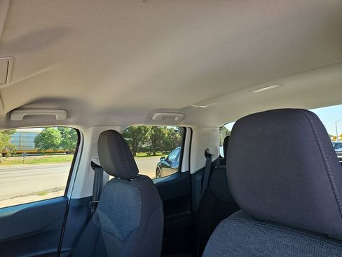 Used 2025 Ford Maverick XL w/ Equipment Group 102A AWD/4WD image 19