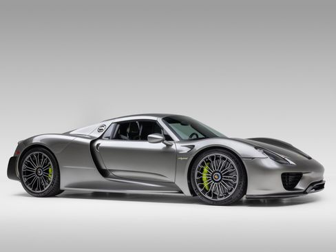 Used 2015 Porsche 918 Spyder AWD/4WD image 12