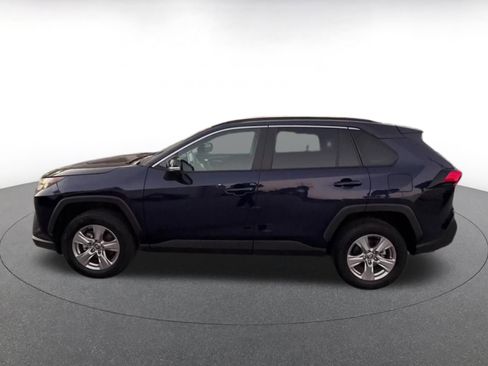 Used 2025 Toyota RAV4 XLE w/ Convenience Package image 9
