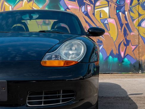 Used 2000 Porsche Boxster RWD image 20