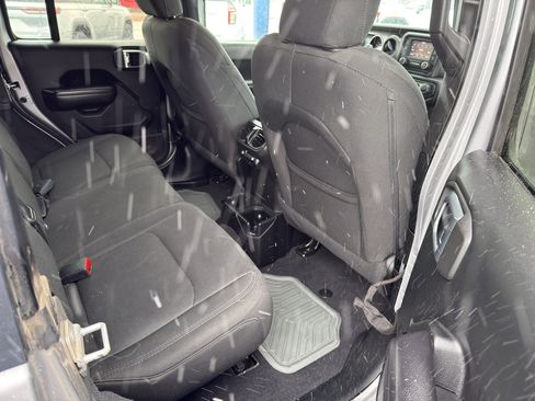 Used 2020 Jeep Wrangler Unlimited Sport S image 14