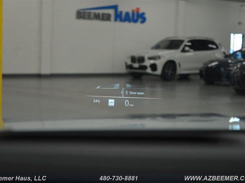 Used 2025 BMW 750e xDrive w/ Premium Package AWD/4WD image 50
