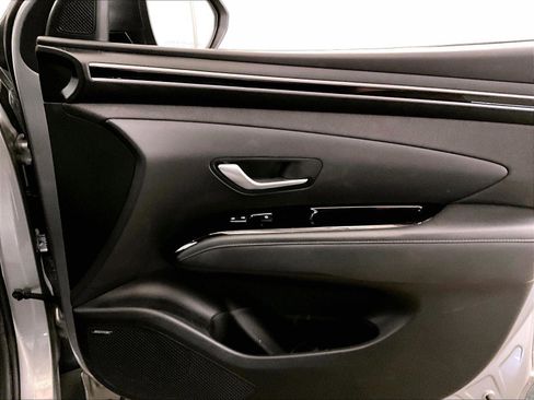 Used 2023 Hyundai Tucson Limited w/ Cargo Package AWD/4WD image 23