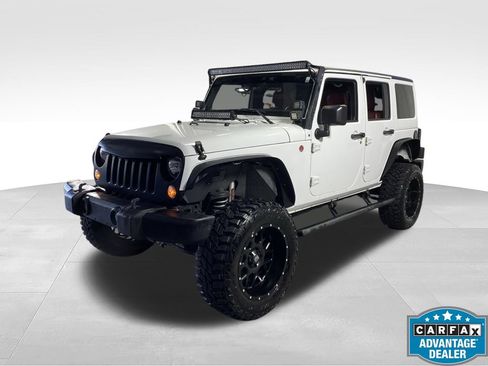 Used 2015 Jeep Wrangler Unlimited Sport w/ Quick Order Package 24S AWD/4WD image 2