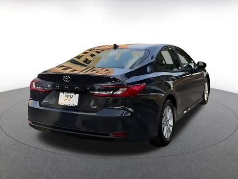 Used 2025 Toyota Camry LE image 13