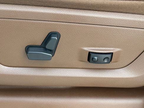 Used 2022 RAM 3500 Limited image 13