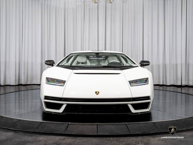Used 2022 Lamborghini Aventador Countach AWD/4WD image 2