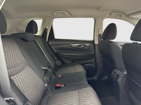 Used 2019 Nissan Rogue S w/ Special Edition Package FWD image 43