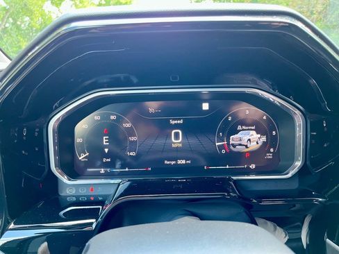 New 2026 GMC Sierra 1500 Elevation w/ LPO, Elevation Black Package image 22