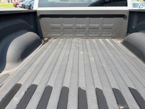 Used 2022 RAM 1500 Classic SLT w/ Electronics Convenience Group AWD/4WD image 43