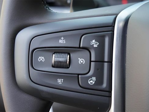 New 2026 GMC Sierra 1500 SLT image 15