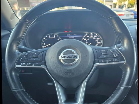 Used 2021 Nissan Sentra SV image 14