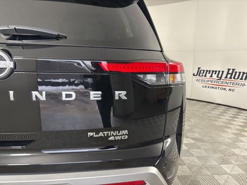 Used 2024 Nissan Pathfinder Platinum w/ Cargo Package image 36