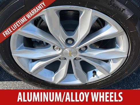 Used 2024 Chevrolet Malibu LT FWD image 7