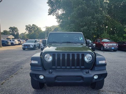 Used 2021 Jeep Wrangler Unlimited Sport AWD/4WD image 8