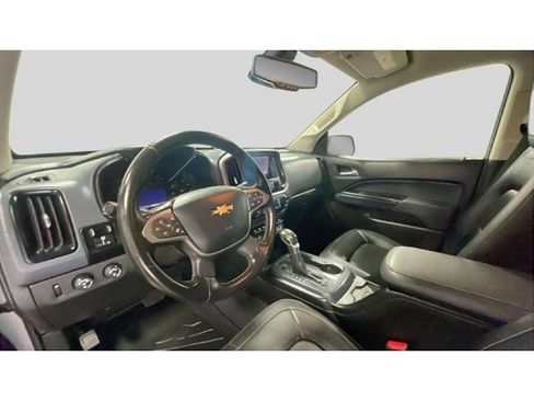 Used 2022 Chevrolet Colorado Z71 w/ Trail Boss Package AWD/4WD image 10
