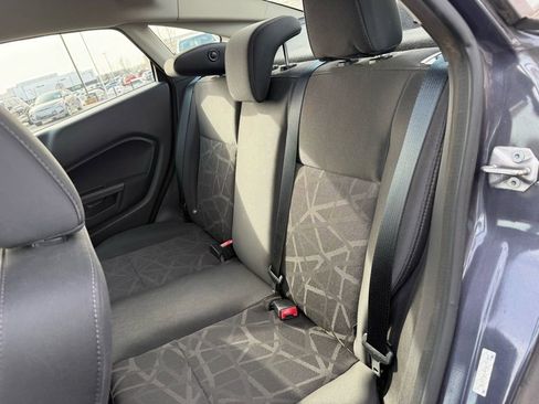 Used 2012 Ford Fiesta SE image 10