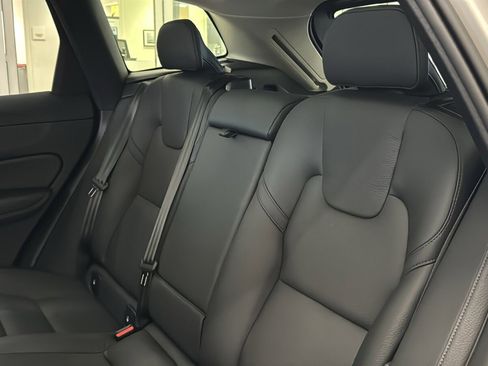 Used 2025 Volvo XC60 B5 Plus AWD/4WD image 26