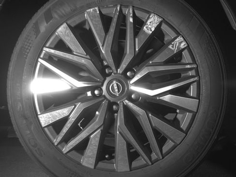 Used 2025 Nissan Altima 2.5 SV image 15