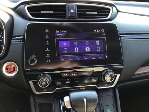 Used 2017 Honda CR-V Touring image 11
