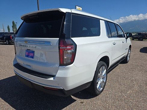 Used 2023 Chevrolet Suburban High Country w/ Premium Package 2 image 7