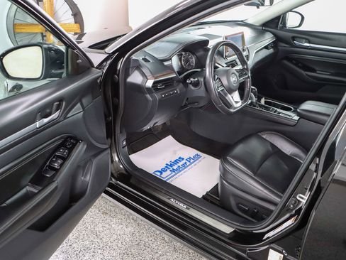 Used 2022 Nissan Altima 2.5 SL image 3